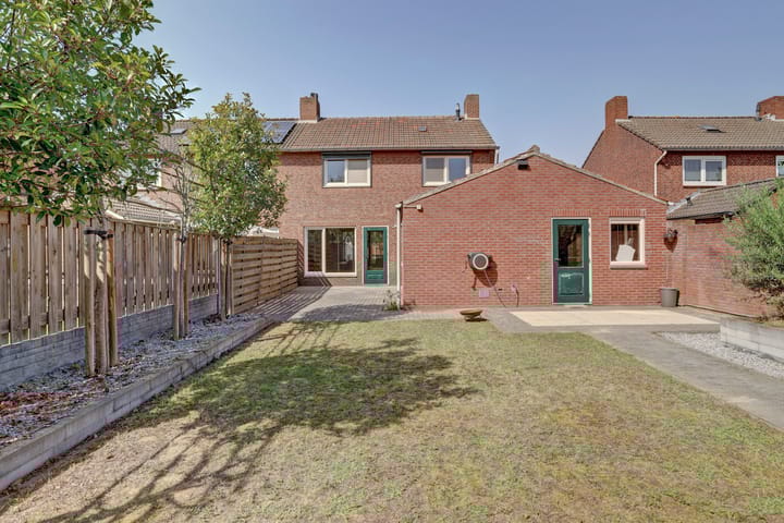 Foto 36 van Raevenstraat 17