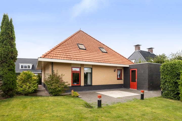 Foto 3 van Zwanebloem 4