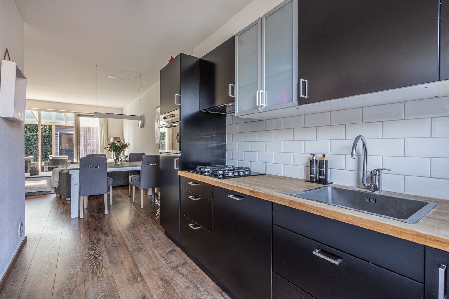 Foto 10 van Kluft 16