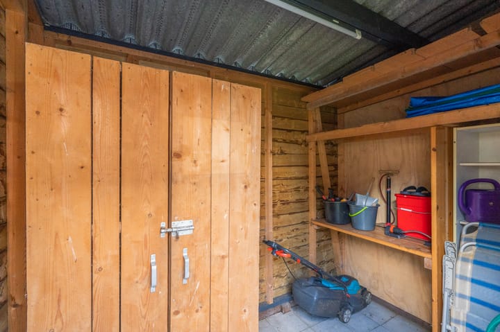 Foto 24 van Kluft 16