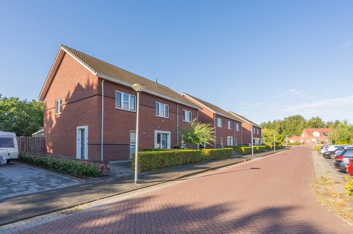 Foto 25 van Kluft 16