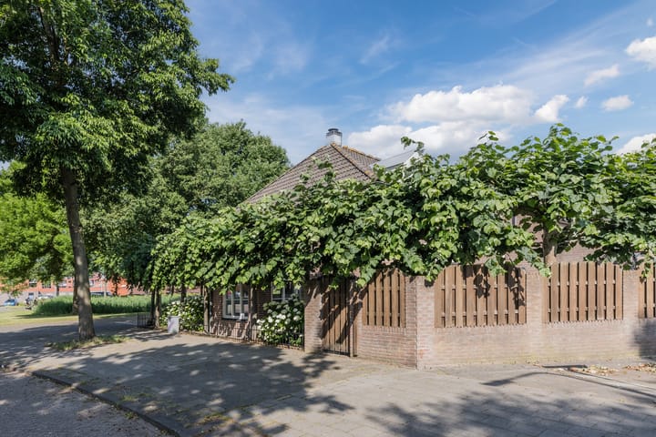 Foto 33 van Giekerkstraat 110