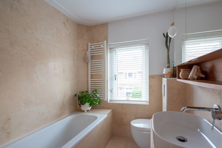 Foto 27 van Jan van den Bergstraat 85