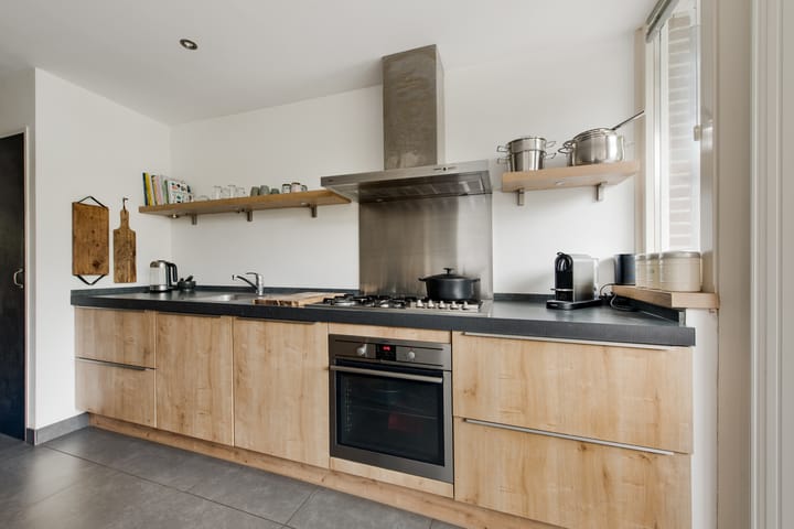 Photo 11 of Hoofdweg 37