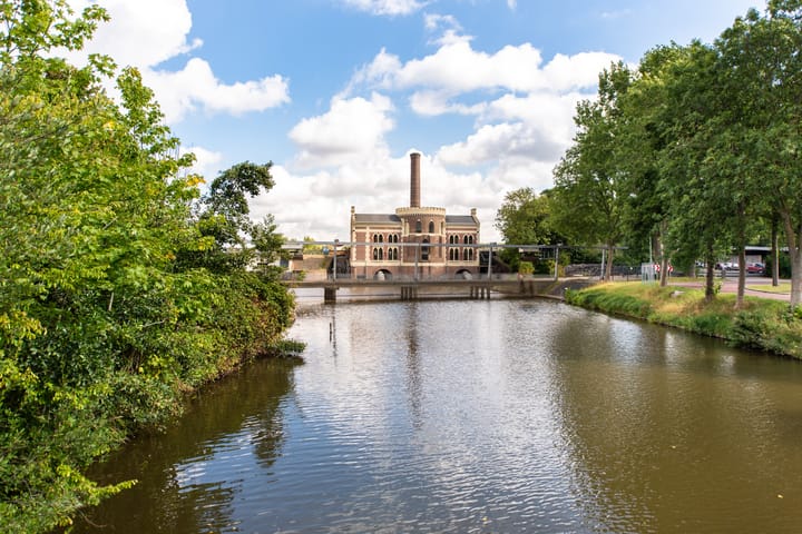 Photo 36 of Hoofdweg 37