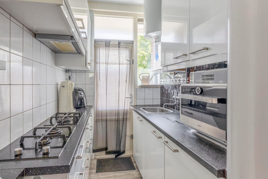 Photo 2 of Hogenbanweg 12-C