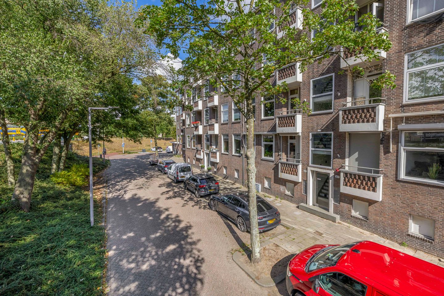 Photo 5 of Hogenbanweg 12-C