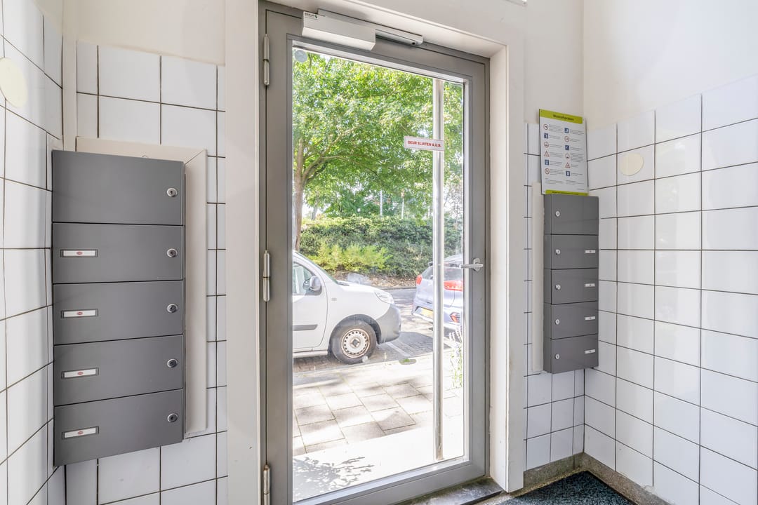 Photo 8 of Hogenbanweg 12-C