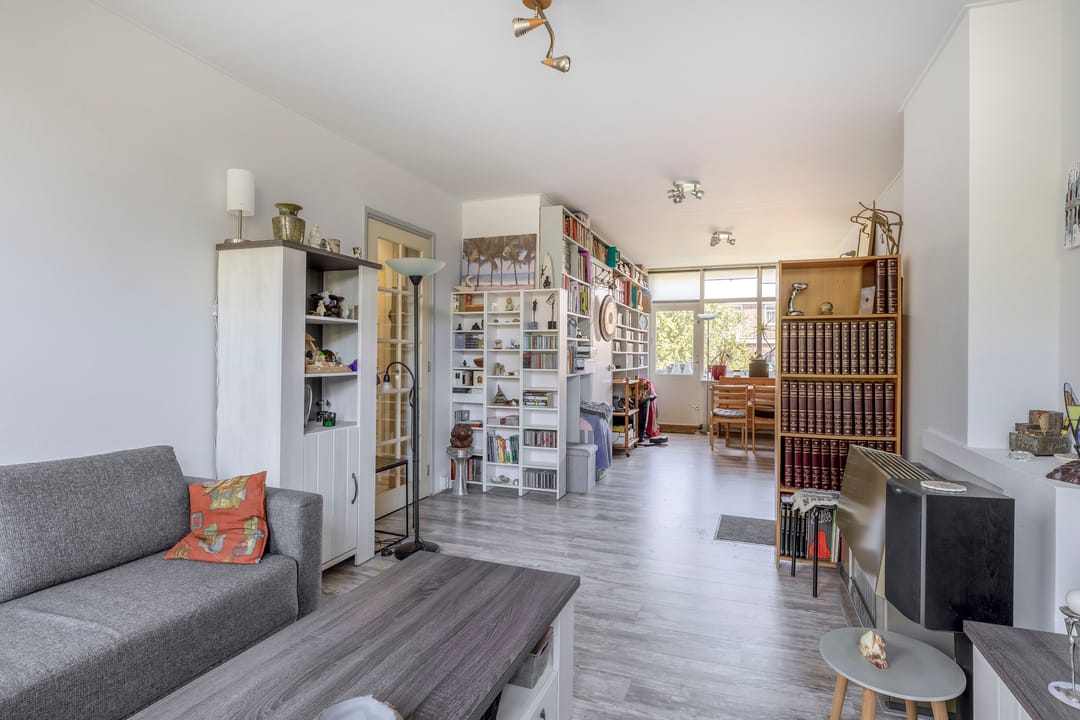 Photo 13 of Hogenbanweg 12-C