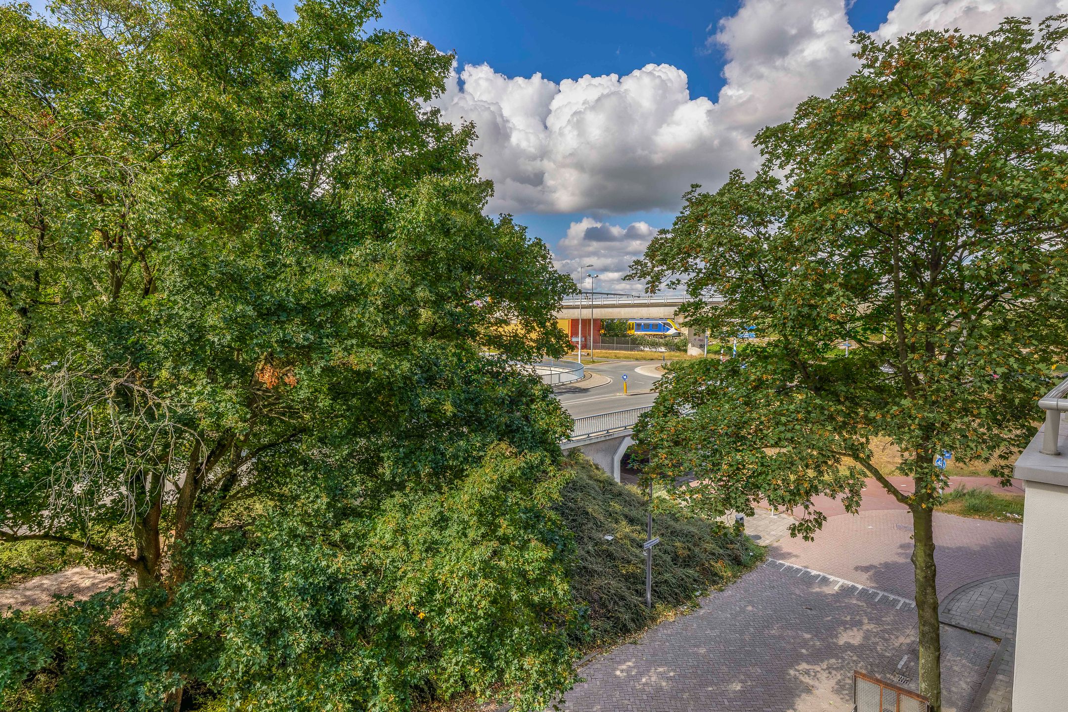 Photo 21 of Hogenbanweg 12-C