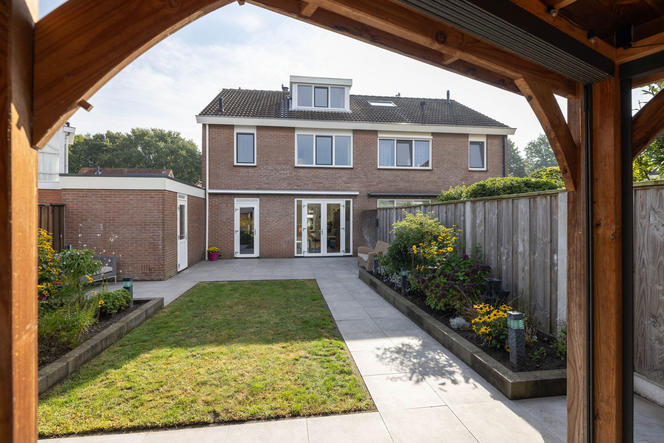 Foto 30 van Caro van Eyckstraat 45