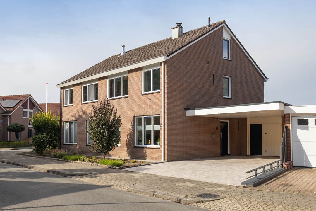 Foto 31 van Caro van Eyckstraat 45