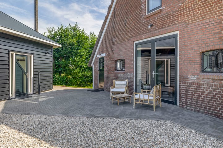 Photo 73 of Lekdijk west 67