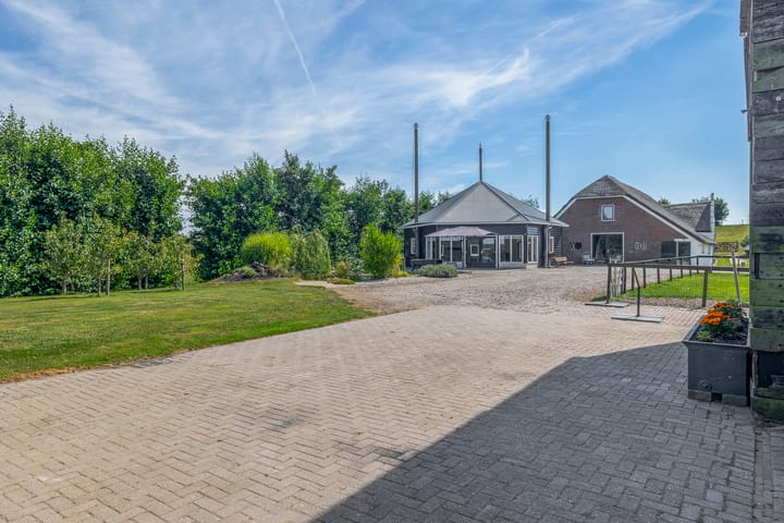 Photo 88 of Lekdijk west 67