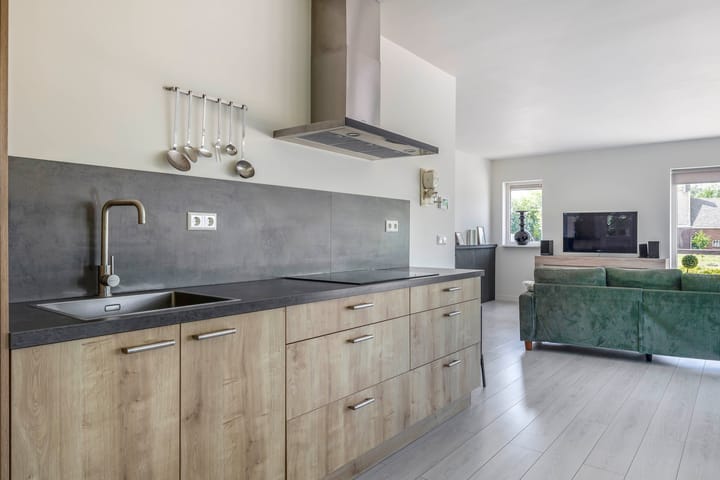 Photo 101 of Lekdijk west 67