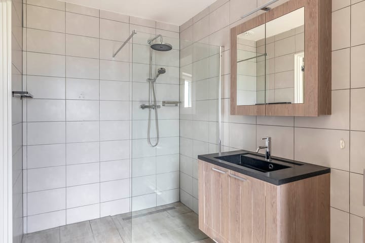 Photo 103 of Lekdijk west 67