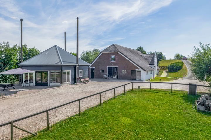 Photo 110 of Lekdijk west 67