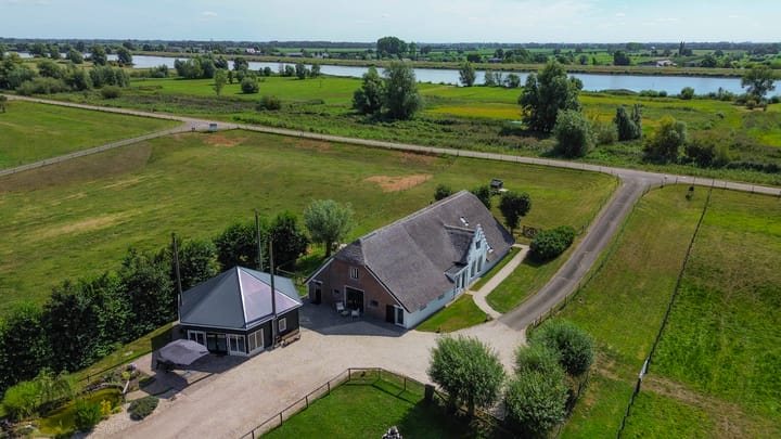 Photo 127 of Lekdijk west 67