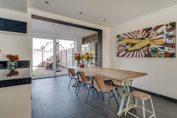 Photo 12 of Aalsburg 2001