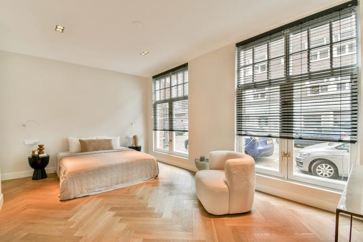 Foto 19 van Maarten Harpertszoon Trompstraat 24-H