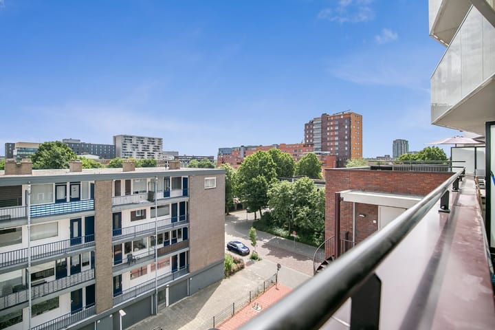 Foto 18 van P.C. Boutenslaan 77