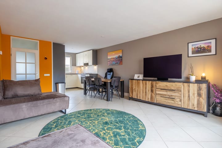 Photo 5 of Doorzwin 4248