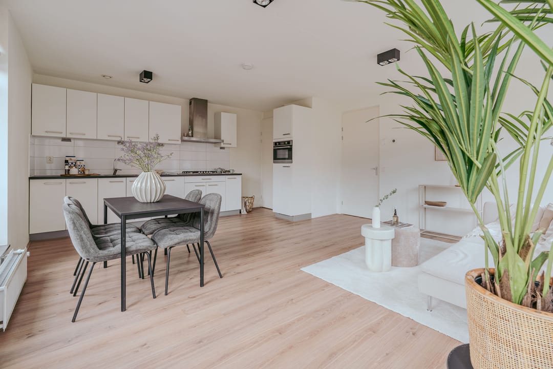 Photo 7 of Wenslauerstraat 2-F