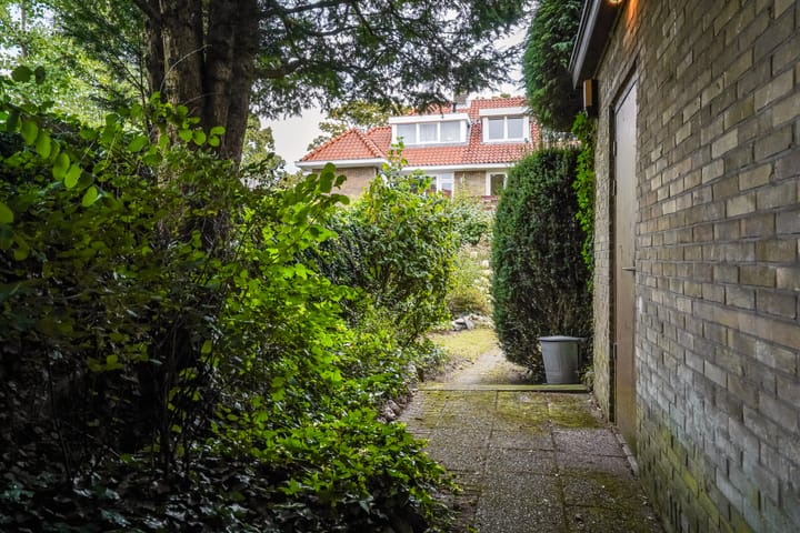 Foto 28 van Breitnerstraat 15