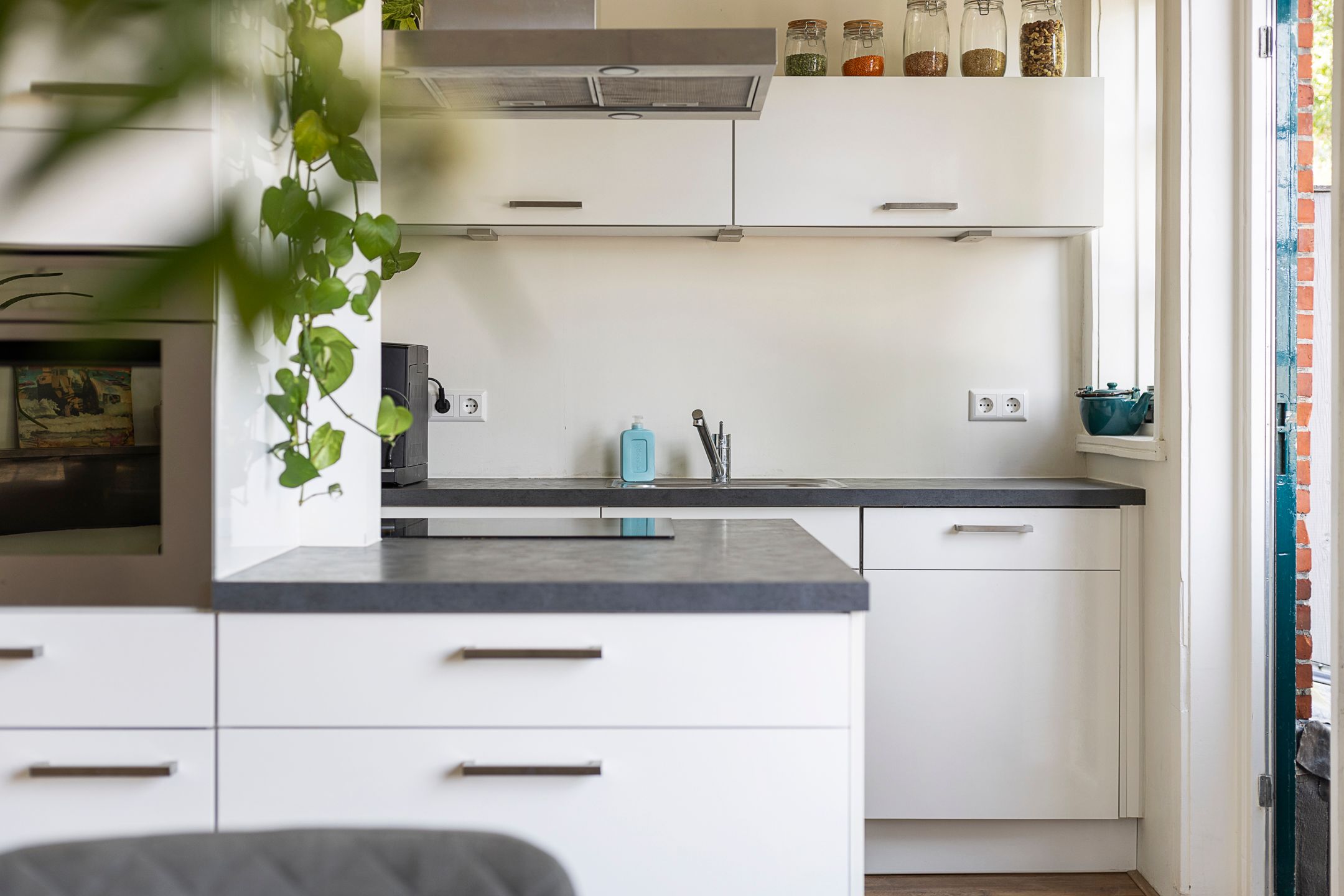 Foto 21 van Louise Henriettestraat 15-A