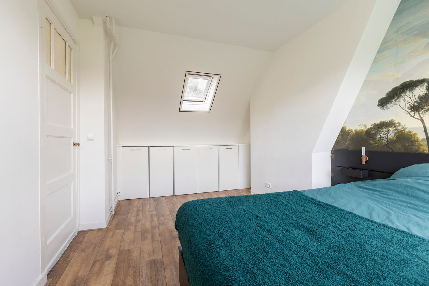 Foto 34 van Louise Henriettestraat 15-A