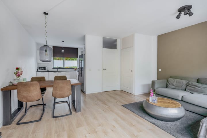 Photo 15 of Napelshof 84