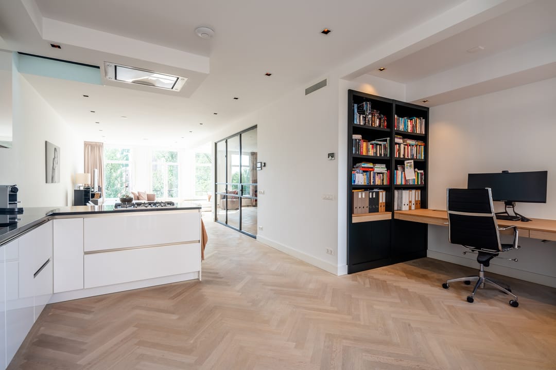 Photo 11 of Roelof Hartstraat 29-3