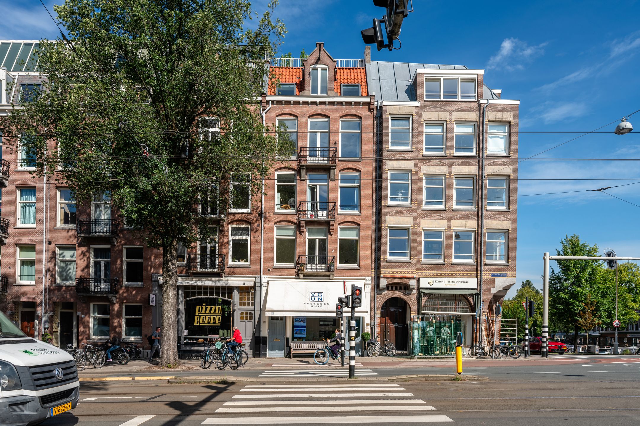 Photo 42 of Roelof Hartstraat 29-3