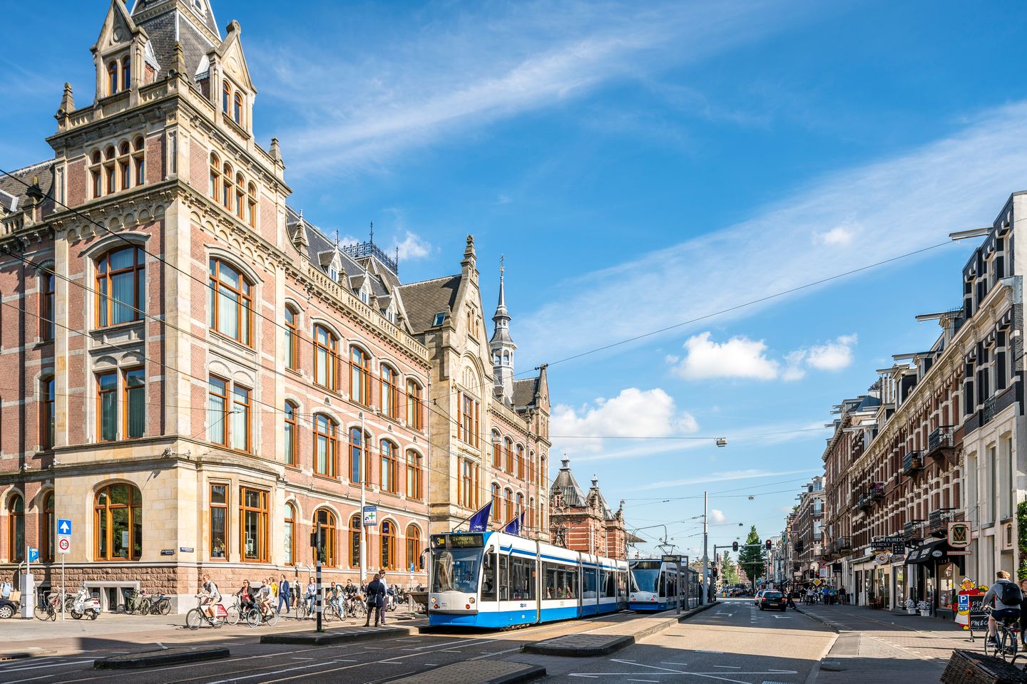 Photo 44 of Roelof Hartstraat 29-3