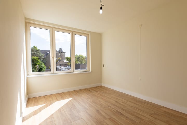 Photo 12 of Roebroekweg 104