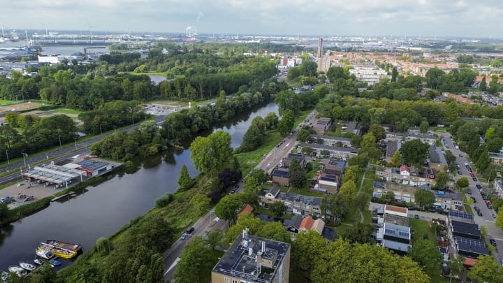 Foto 29 van Poelenburg 418