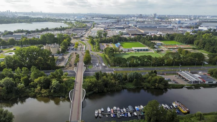 Foto 30 van Poelenburg 418