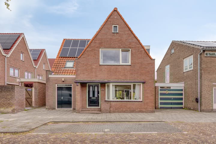 Foto 42 van Reëelenstraat 26