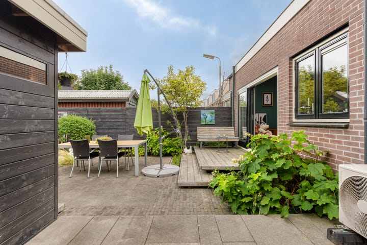 Foto 37 van Reëelenstraat 26