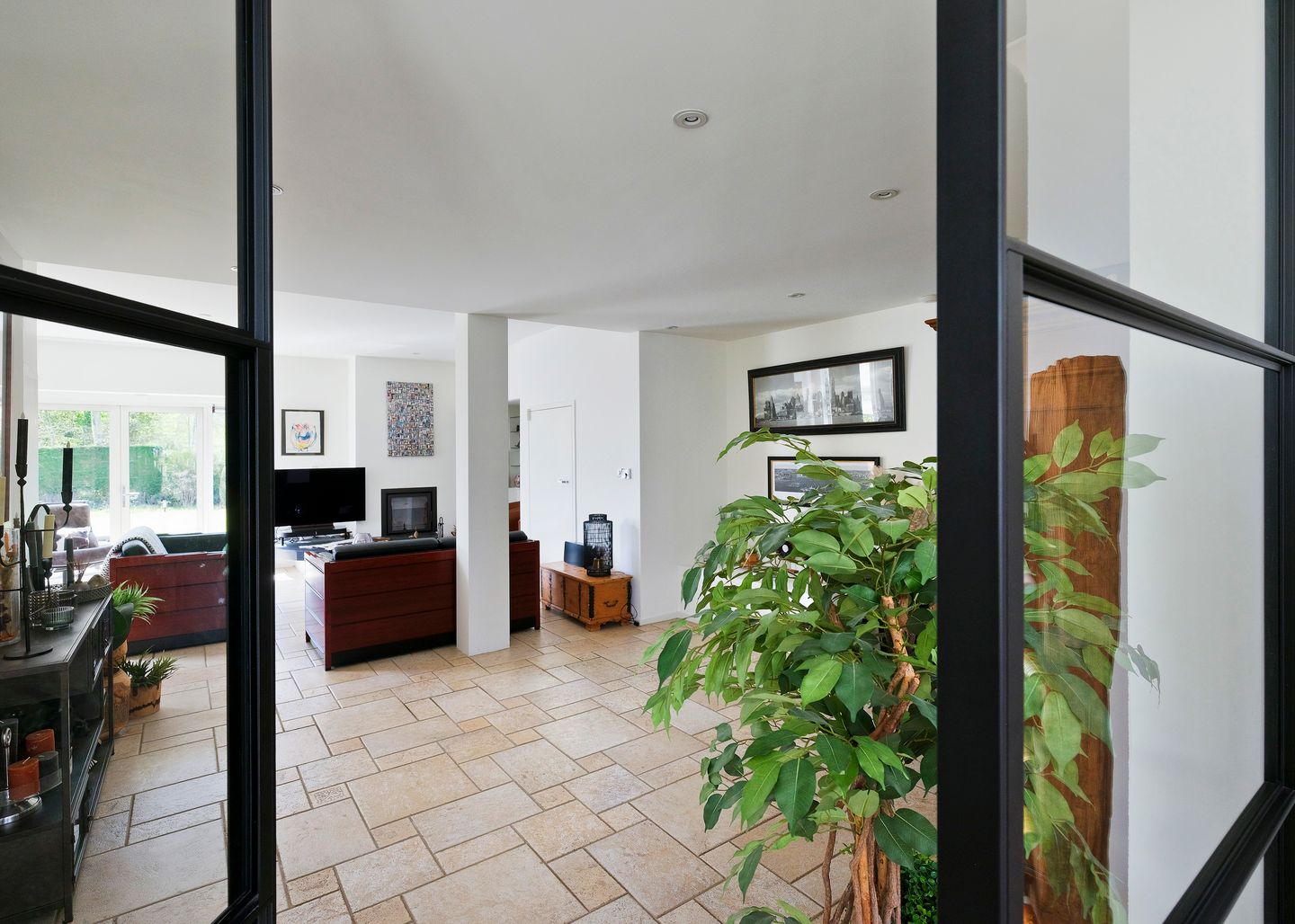 Foto 5 van van Veenweg 42