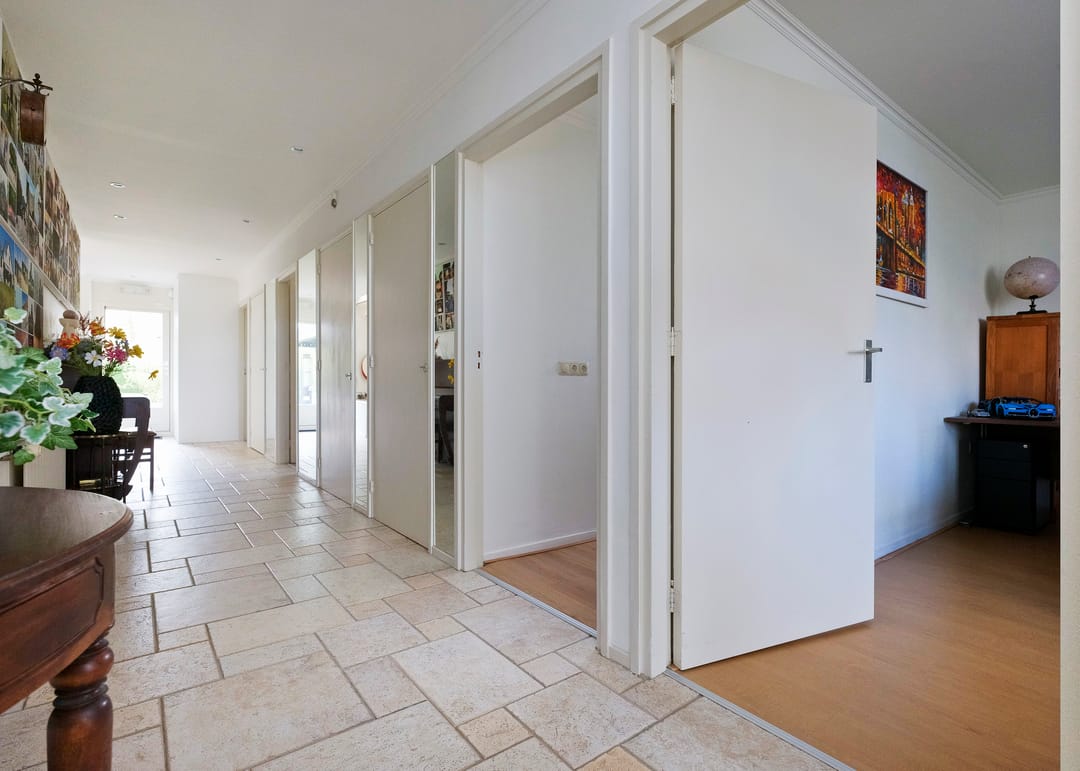 Foto 23 van van Veenweg 42