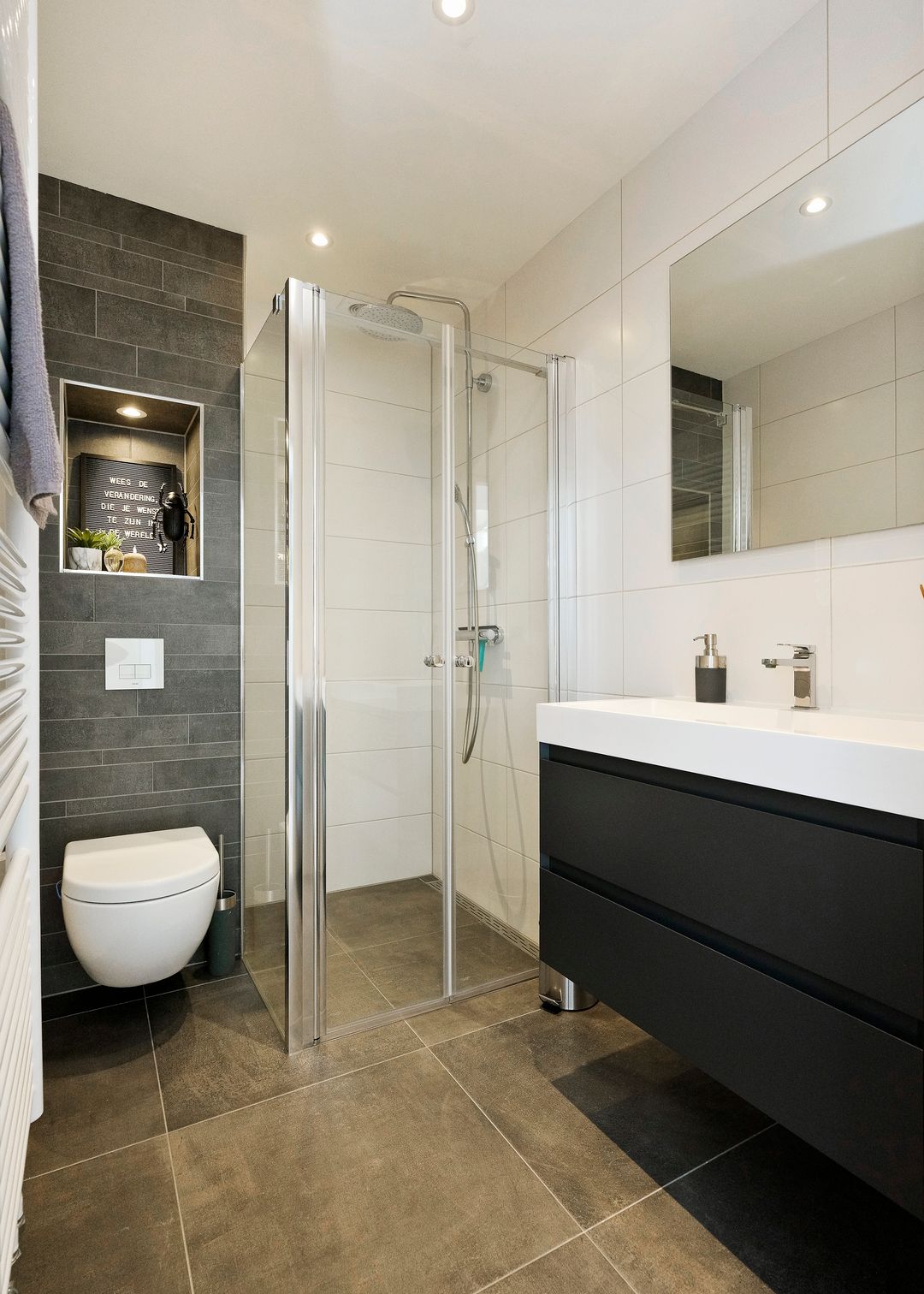 Foto 28 van van Veenweg 42