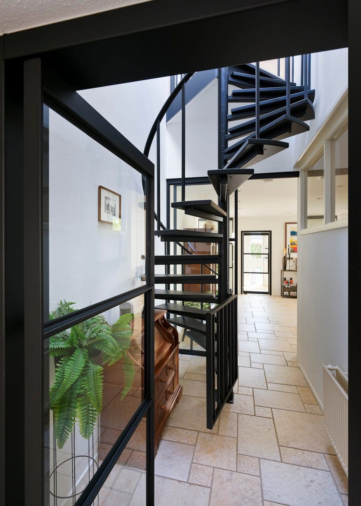 Foto 31 van van Veenweg 42