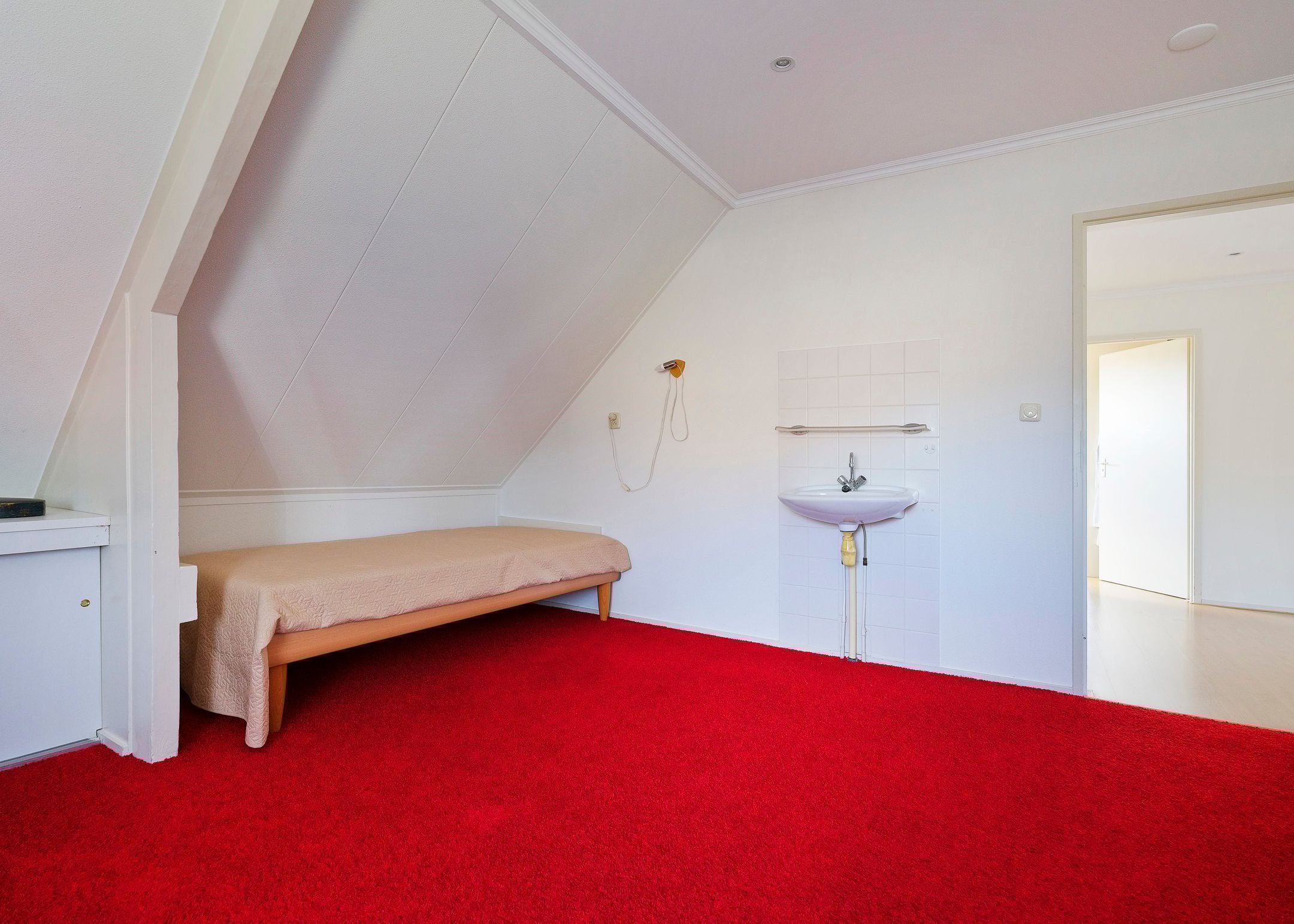 Foto 42 van van Veenweg 42