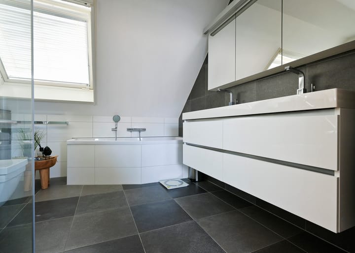 Foto 44 van van Veenweg 42