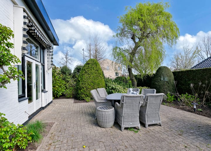 Foto 60 van van Veenweg 42