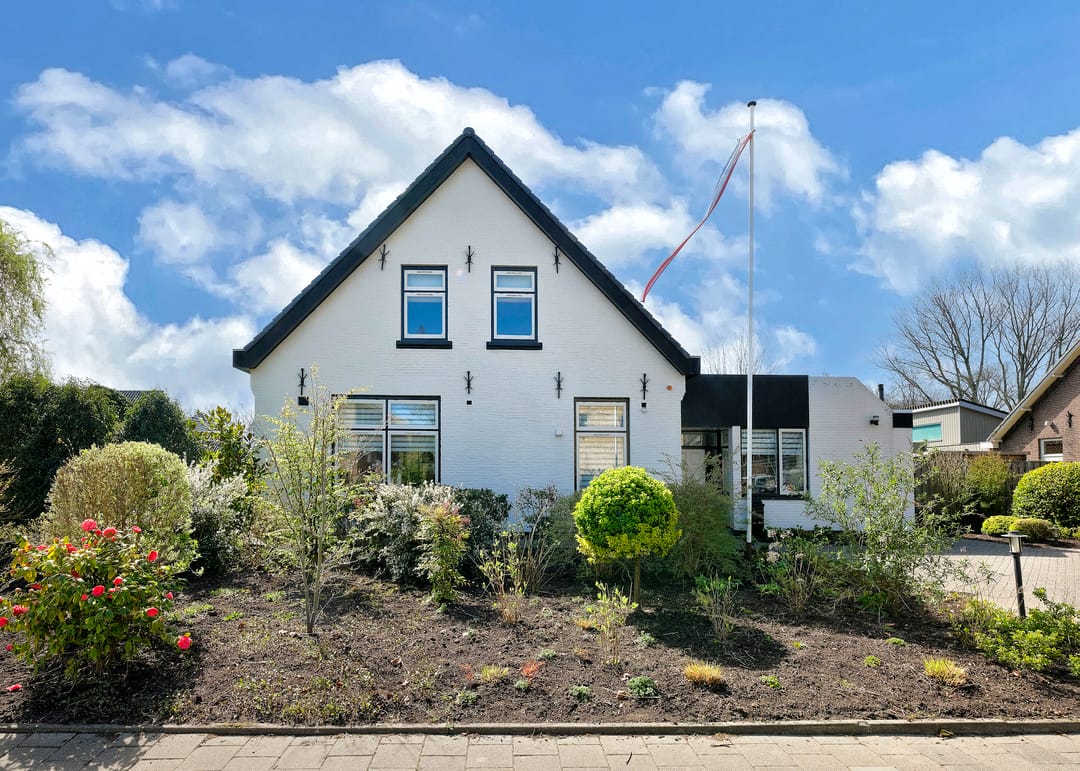 Foto 61 van van Veenweg 42