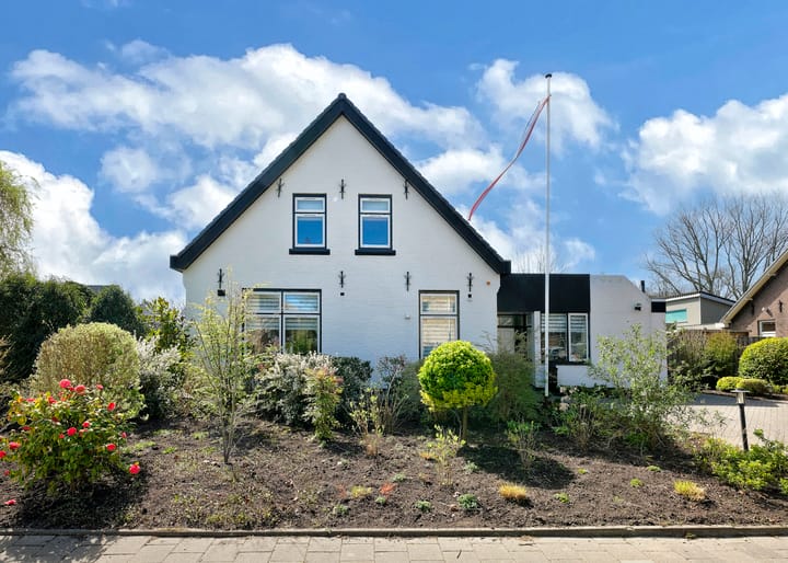 Foto 61 van van Veenweg 42