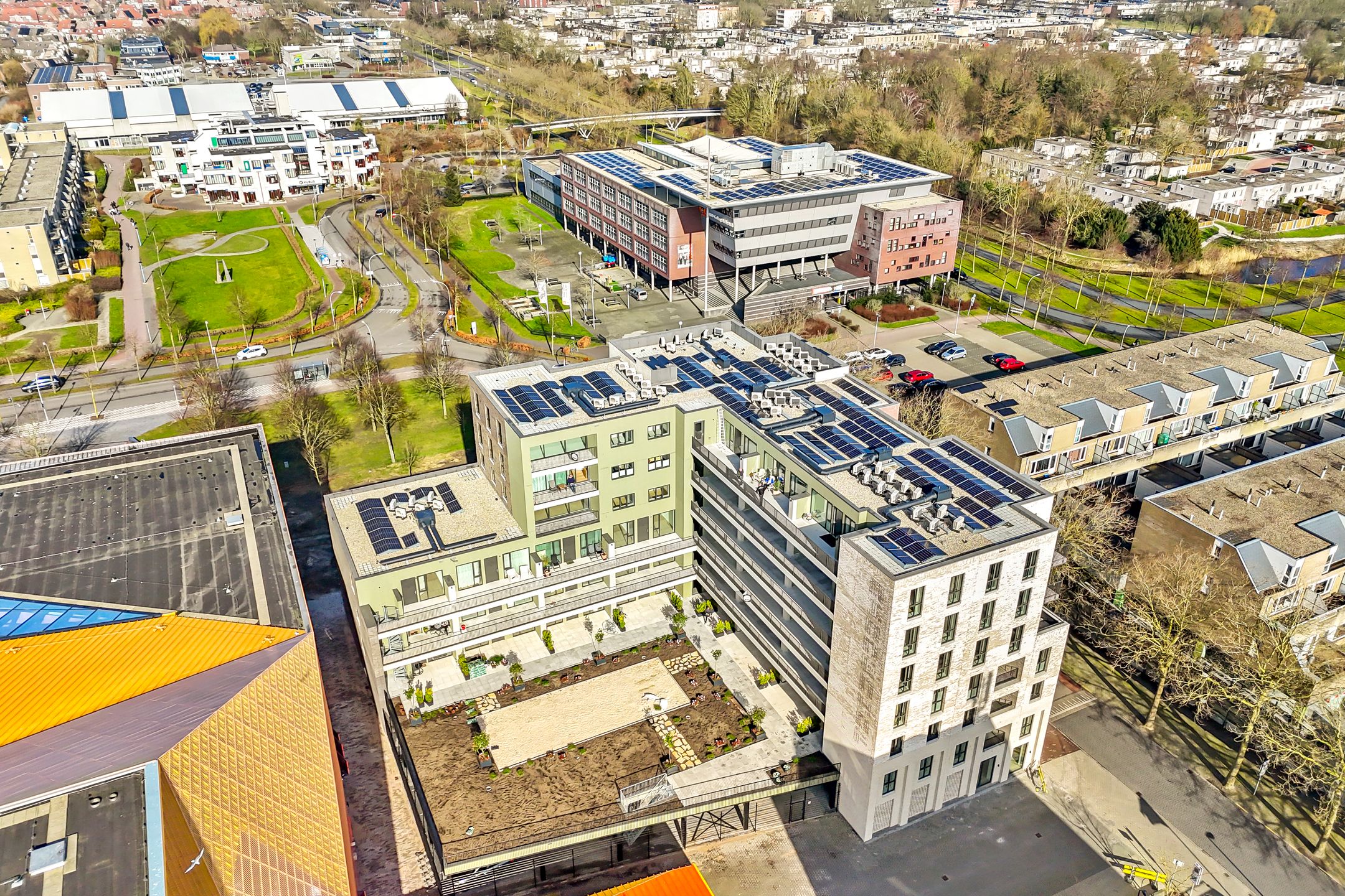 Photo 3 of Agoraweg 115