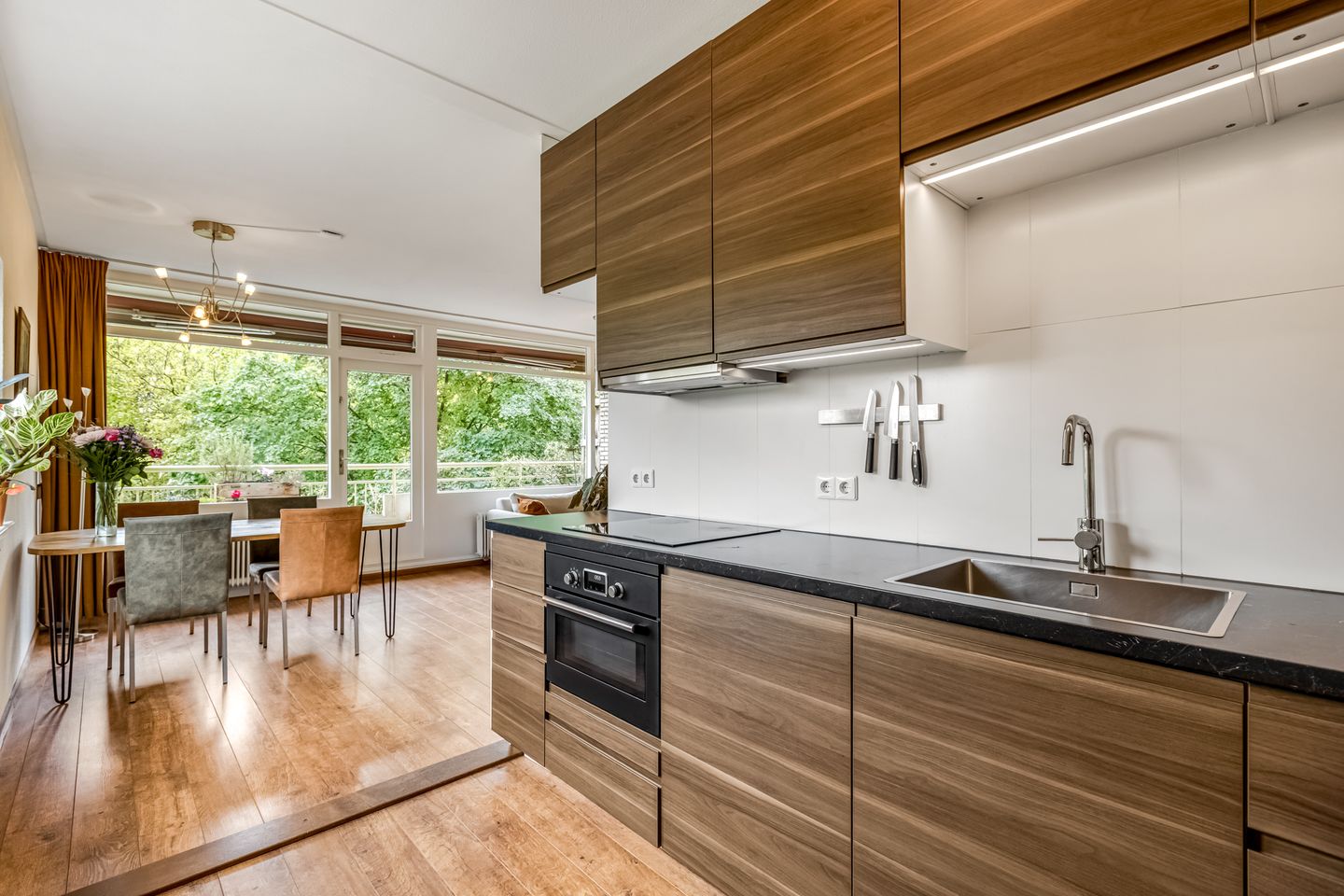 Foto 10 van Livingstonelaan 148